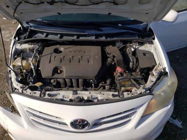5YFBU4EE2DP104963 - 2013 TOYOTA COROLLA BASE WHITE photo 11