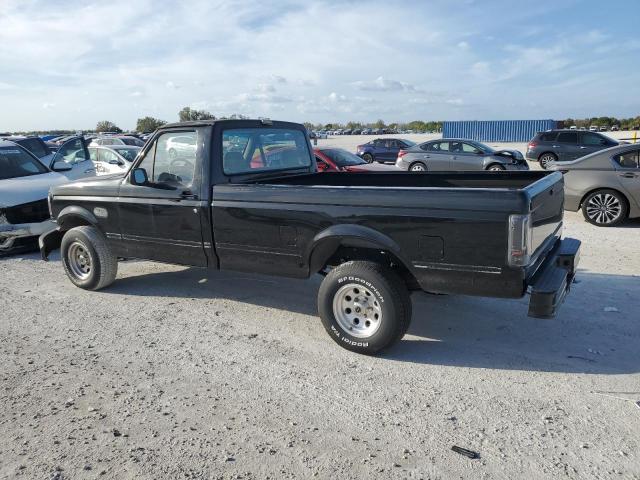 1FTDF15N4PNA49130 - 1993 FORD F150 BLACK photo 2