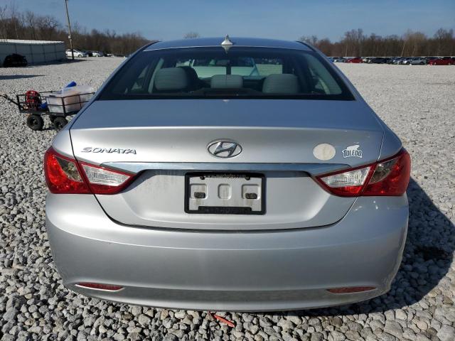 5NPEB4AC5CH323967 - 2012 HYUNDAI SONATA GLS SILVER photo 6