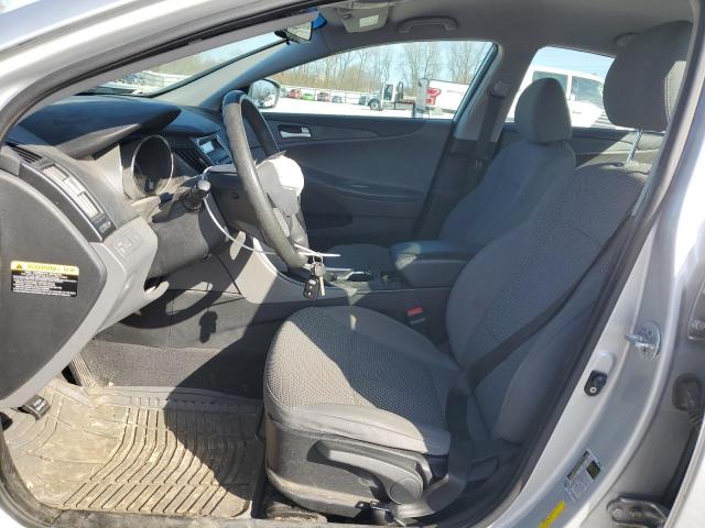 5NPEB4AC5CH323967 - 2012 HYUNDAI SONATA GLS SILVER photo 7