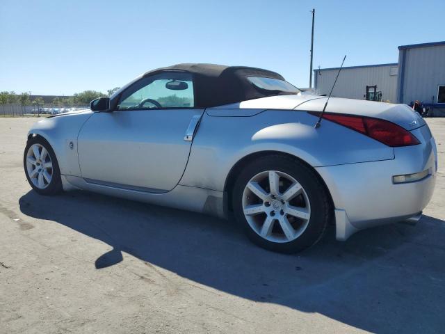 JN1AZ36A95M758630 - 2005 NISSAN 350Z ROADSTER SILVER photo 2