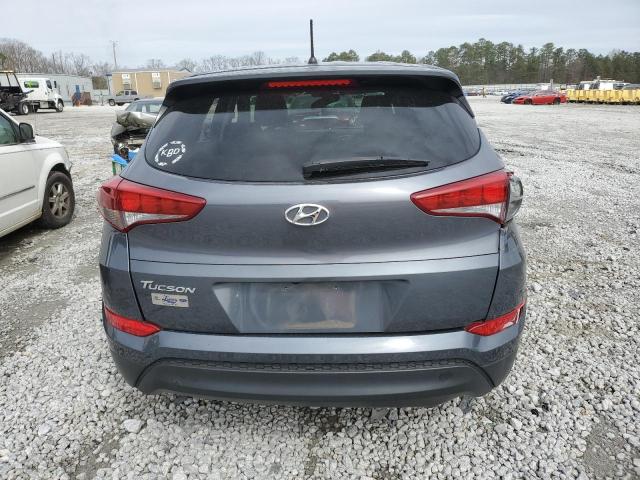 KM8J23A47JU656929 - 2018 HYUNDAI TUCSON SE GRAY photo 6