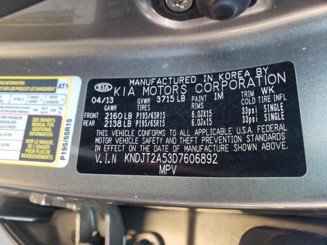 KNDJT2A53D7606892 - 2013 KIA SOUL GRAY photo 12