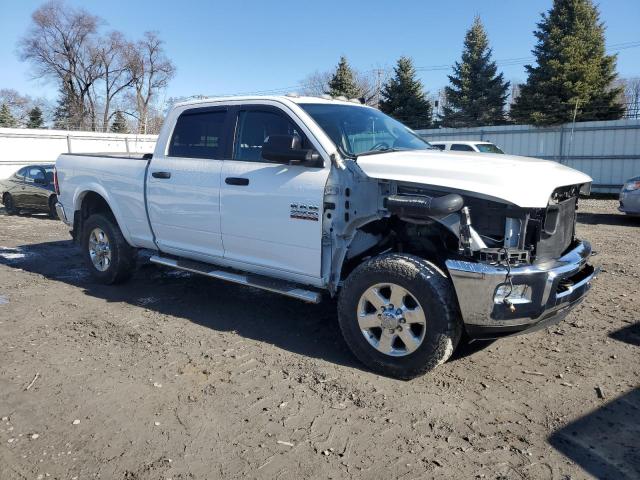 3C6UR5DL7FG681892 - 2015 RAM 2500 SLT თეთრი ფოტო 4