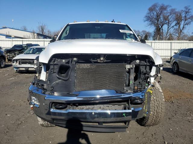 3C6UR5DL7FG681892 - 2015 RAM 2500 SLT WHITE photo 5