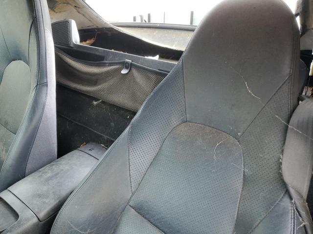 JM1NB353440402453 - 2004 MAZDA MX-5 MIATA BASE SILVER photo 10