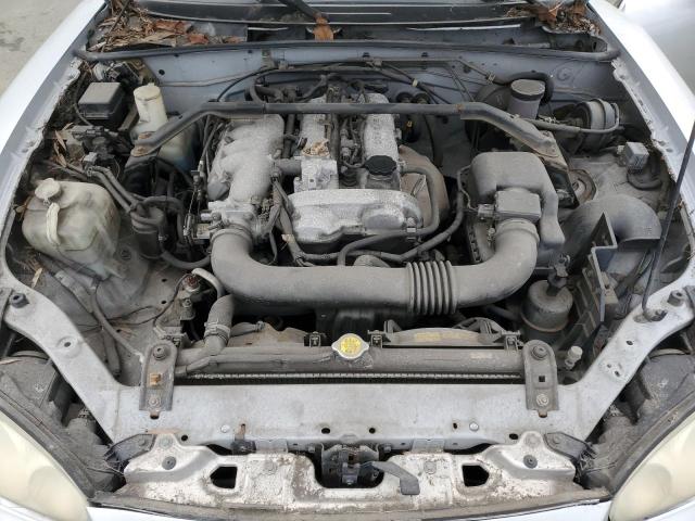 JM1NB353440402453 - 2004 MAZDA MX-5 MIATA BASE SILVER photo 11