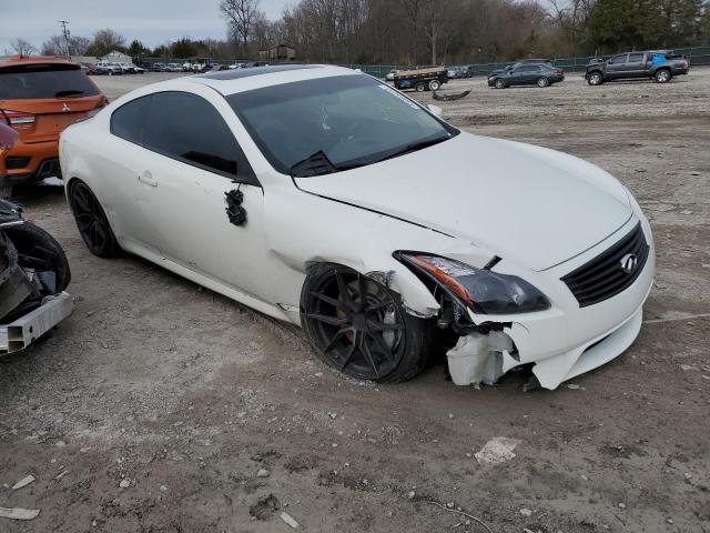 JN1CV6EK8FM870949 - 2015 INFINITI Q60 JOURNEY WHITE photo 4