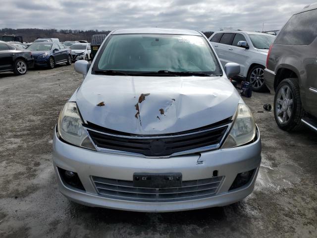 3N1BC1CP7AL386907 - 2010 NISSAN VERSA S SILVER photo 5