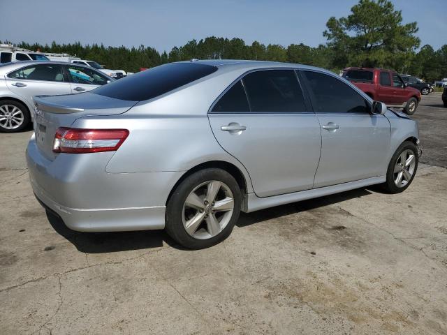 4T1BK3EK7AU100326 - 2010 TOYOTA CAMRY SE SILVER photo 3