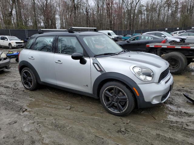 WMWZC5C52BWL53050 - 2011 MINI COOPER S COUNTRYMAN SILVER photo 4