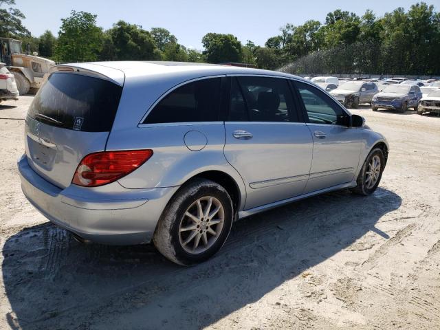 4JGCB75E86A017096 - 2006 MERCEDES-BENZ R 500 BLUE photo 3