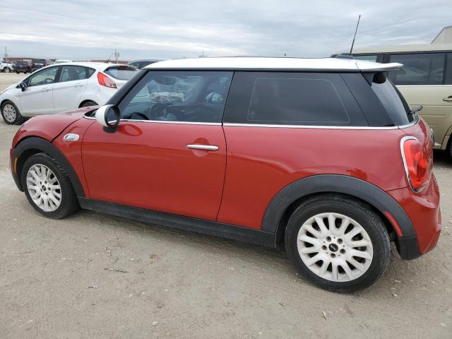 WMWXP7C57F2A42396 - 2015 MINI COOPER S RED photo 2