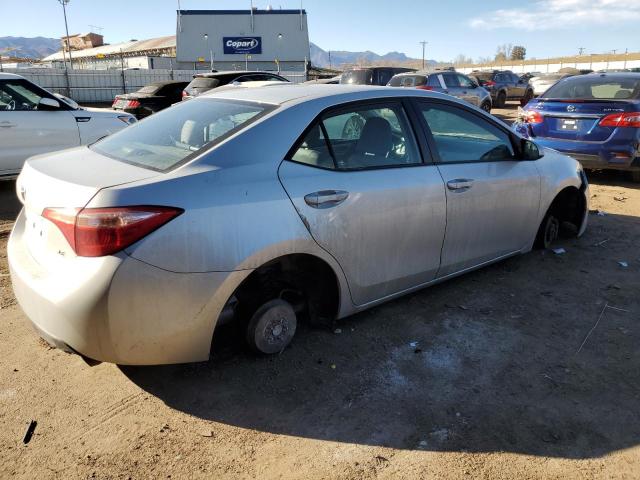 5YFBURHE9JP751526 - 2018 TOYOTA COROLLA L SILVER photo 3