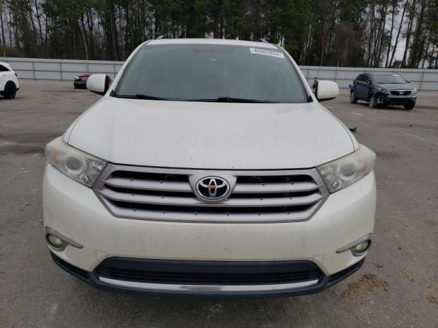 5TDZK3EH8DS141564 - 2013 TOYOTA HIGHLANDER BASE WHITE photo 5