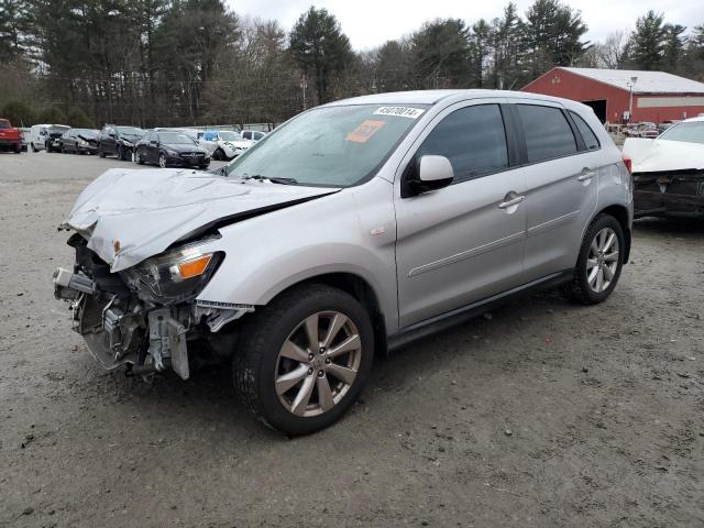 2015 MITSUBISHI OUTLANDER ES, 