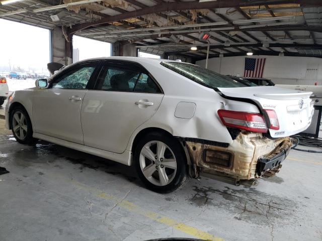 4T1BF3EK3BU583965 - 2011 TOYOTA CAMRY BASE WHITE photo 2