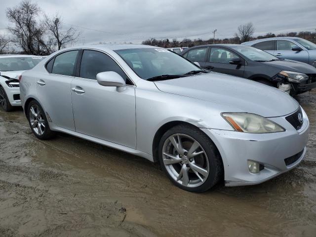 JTHBK262285085637 - 2008 LEXUS IS 250 SILVER photo 4