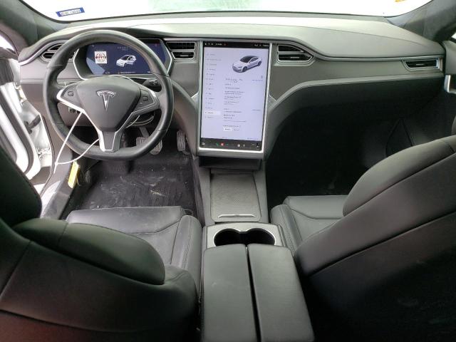 5YJSA1E24JF249085 - 2018 TESLA MODEL S Սպիտակ լուսանկար 8