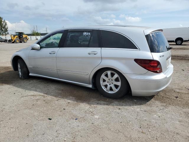 4JGCB65E37A036490 - 2007 MERCEDES-BENZ R 350 SILVER photo 2