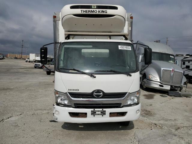 JHHHDM2HXJK002648 - 2018 HINO 195 WHITE photo 5