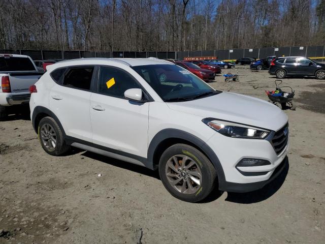 KM8J33A49JU629406 - 2018 HYUNDAI TUCSON SEL WHITE photo 4