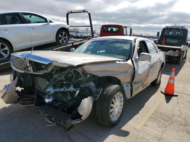 2003 LINCOLN TOWN CAR SIGNATURE, 