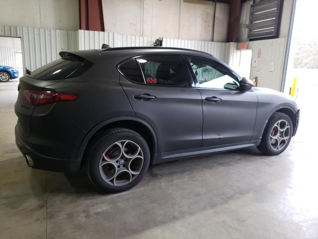 ZASFAKNN0J7B94276 - 2018 ALFA ROMEO STELVIO TI SPORT CHARCOAL photo 3