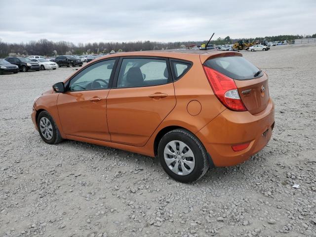 KMHCT5AE8HU327208 - 2017 HYUNDAI ACCENT SE ORANGE photo 2