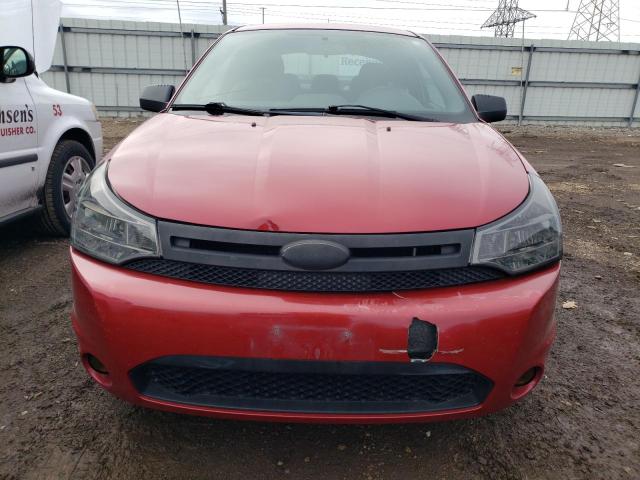 1FAHP32N59W244753 - 2009 FORD FOCUS SE RED photo 5