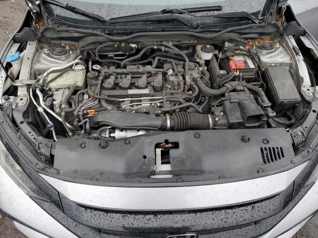 SHHFK7H46JU406726 - 2018 HONDA CIVIC SPORT SILVER photo 11