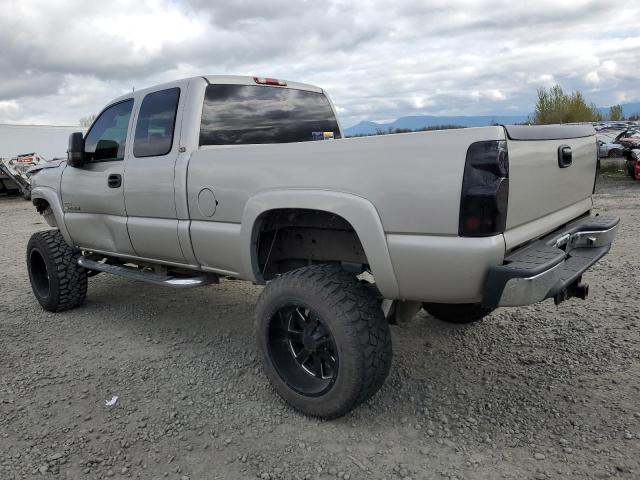 1GCHK29124E169496 - 2004 CHEVROLET SILVERADO K2500 HEAVY DUTY BEIGE photo 2