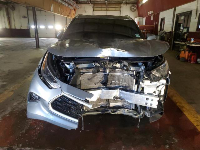 5TDHZRBH5NS230458 - 2022 TOYOTA HIGHLANDER XLE GRAY photo 5