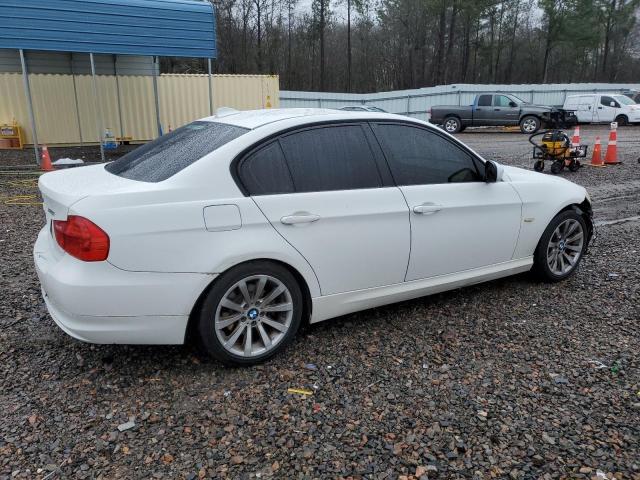 WBAPH7C5XBE679298 - 2011 BMW 328 I WHITE photo 3