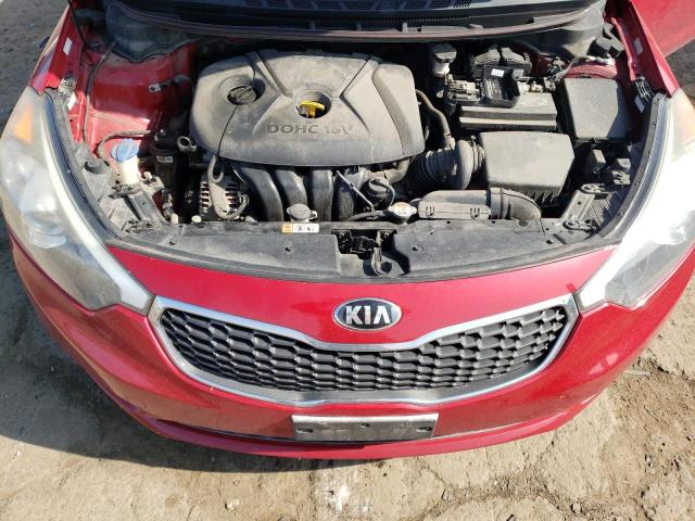 KNAFX4A64F5436732 - 2015 KIA FORTE LX RED photo 11