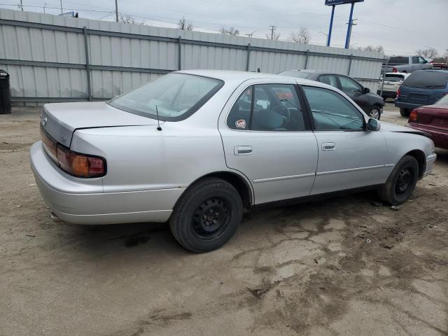 4T1SK12E9NU027713 - 1992 TOYOTA CAMRY LE SILVER photo 3