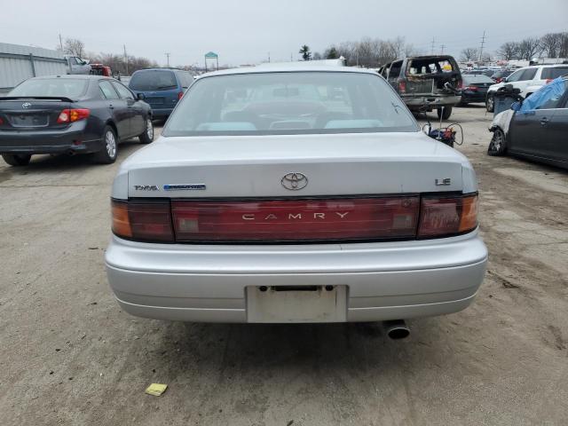 4T1SK12E9NU027713 - 1992 TOYOTA CAMRY LE SILVER photo 6