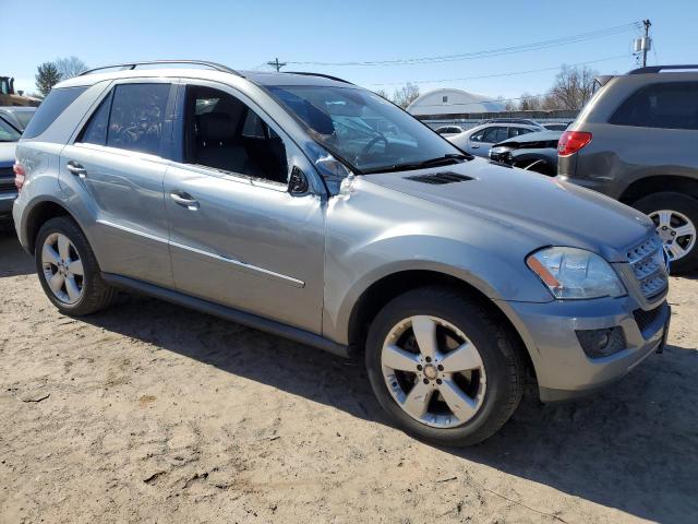 4JGBB8GB8AA609241 - 2010 MERCEDES-BENZ ML 350 4MATIC GRAY photo 4
