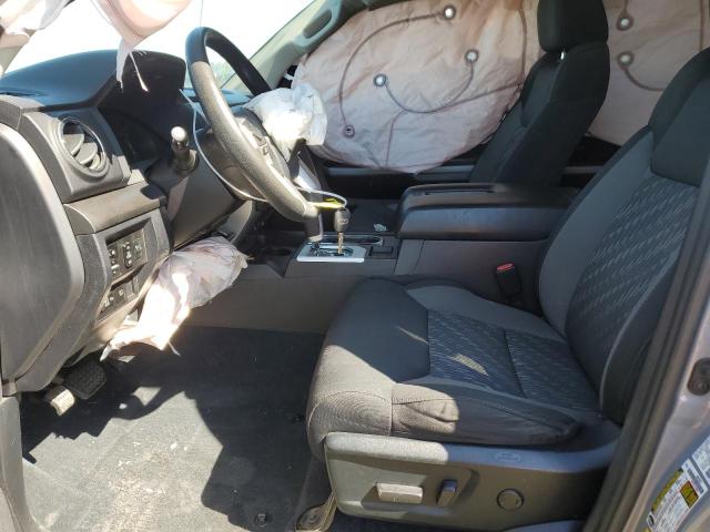 5TFUY5F10JX769839 - 2018 TOYOTA TUNDRA DOUBLE CAB SR/SR5 GRAY photo 7