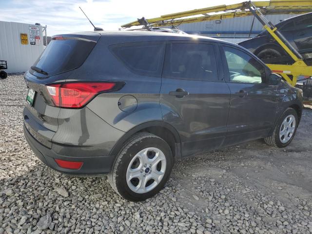 1FMCU0F72KUA18318 - 2019 FORD ESCAPE S GRAY photo 3