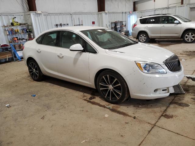 1G4PR5SK3H4110637 - 2017 BUICK VERANO SPORT TOURING WHITE photo 4