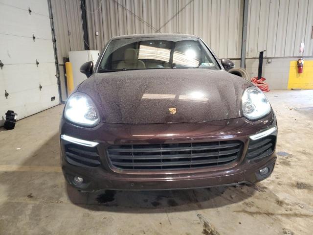 WP1AA2A26HKA88001 - 2017 PORSCHE CAYENNE MAROON photo 5