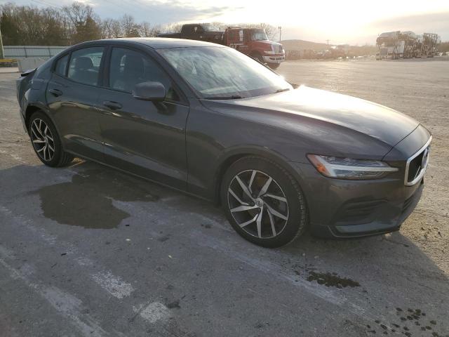 7JRA22TKXKG011705 - 2019 VOLVO S60 T6 MOMENTUM GRAY photo 4