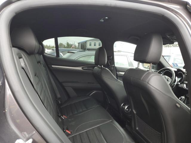 ZASFAKNN6J7B63307 - 2018 ALFA ROMEO STELVIO TI SPORT GRAY photo 10