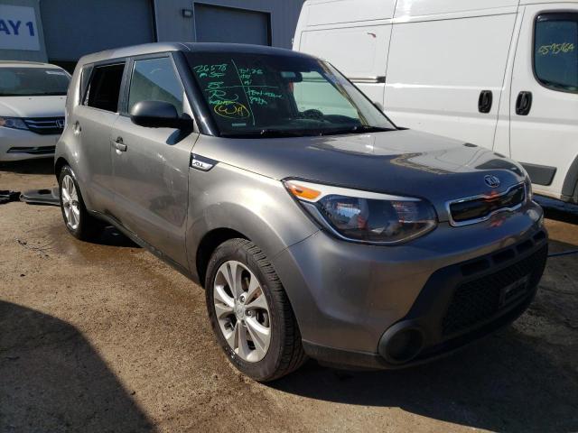 KNDJP3A56F7177910 - 2015 KIA SOUL + GRAY photo 4