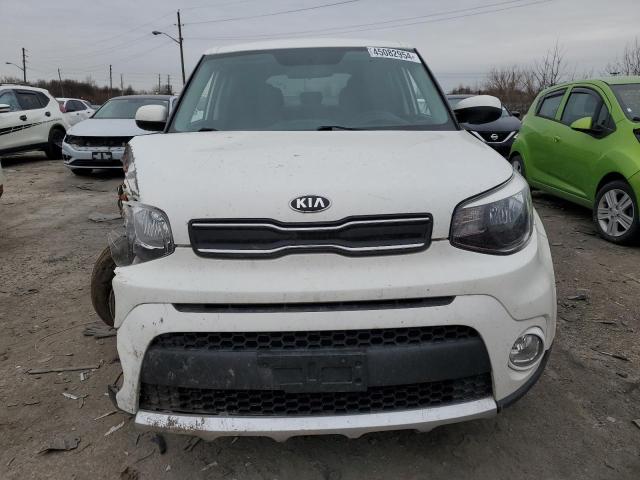 KNDJP3A59J7536188 - 2018 KIA SOUL + WHITE photo 5