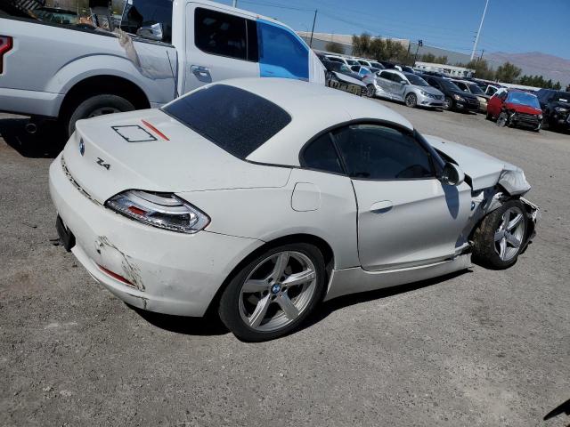 WBALM53599E376926 - 2009 BMW Z4 SDRIVE30I WHITE photo 3