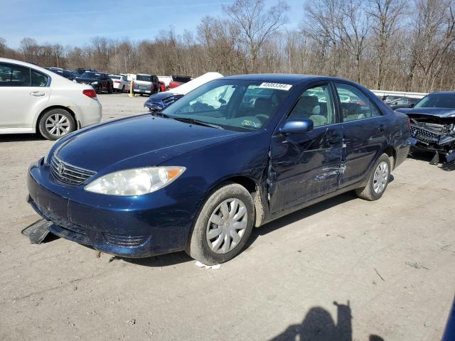 4T1BE30K15U043304 - 2005 TOYOTA CAMRY LE BLUE photo 1