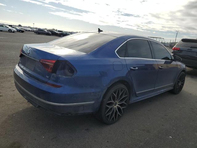 1VWDT7A33HC015268 - 2017 VOLKSWAGEN PASSAT R-LINE Blau Foto 3