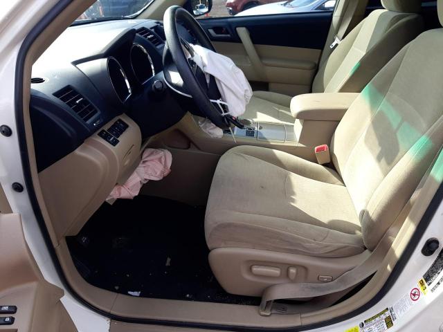 5TDZK3EH6CS089351 - 2012 TOYOTA HIGHLANDER BASE Ақ фото 7